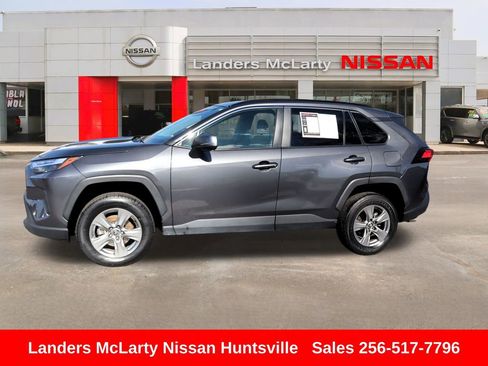 Used 2024 Toyota RAV4 XLE image 6