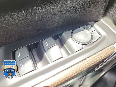 Certified 2019 Chevrolet Silverado 1500 LT w/ All-Star Edition RWD image 19