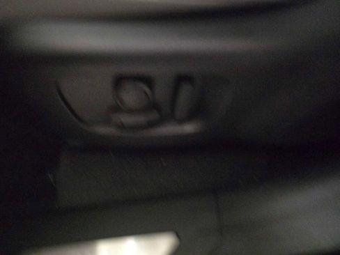 New 2026 Land Rover Range Rover Velar Dynamic SE image 20