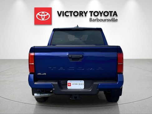 New 2025 Toyota Tacoma SR5 image 5