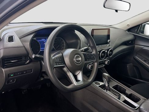 Used 2024 Nissan Sentra SV FWD image 18