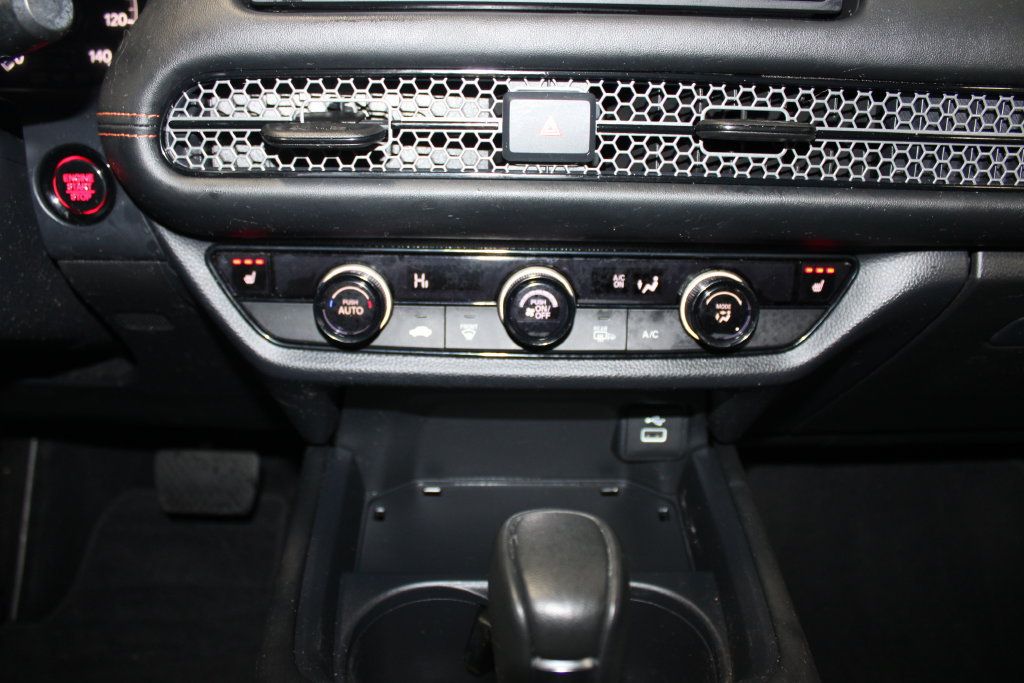 Used 2024 Honda HR-V Sport image 15