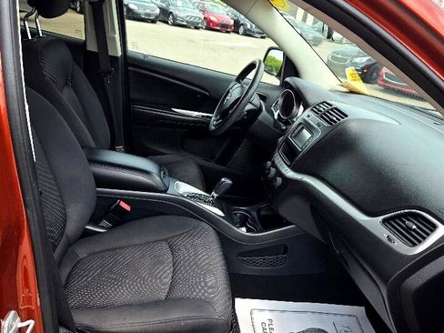 Used 2013 Dodge Journey SXT image 15