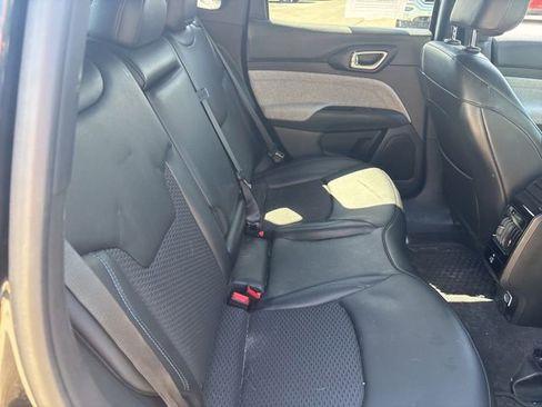 Certified 2023 Jeep Compass Latitude w/ Convenience Group AWD/4WD image 18