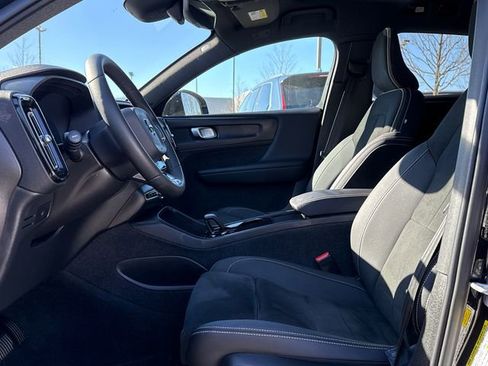 Certified 2023 Volvo C40 P8 Recharge Plus image 12