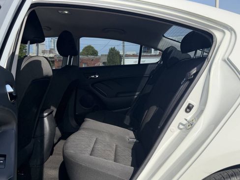 Used 2016 Kia Forte LX FWD image 15