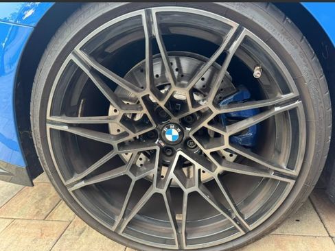 Used 2021 BMW M3 w/ M Carbon Exterior Package RWD image 10
