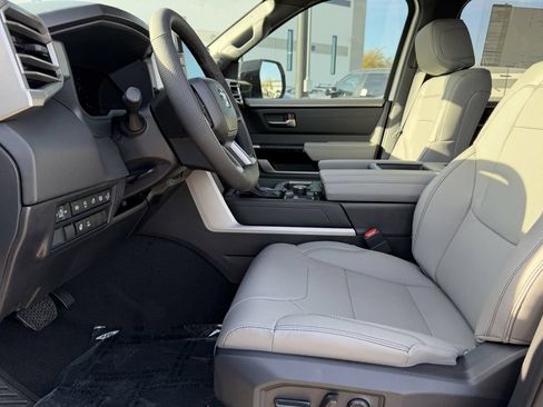 New 2026 Toyota Tundra Limited AWD/4WD image 4