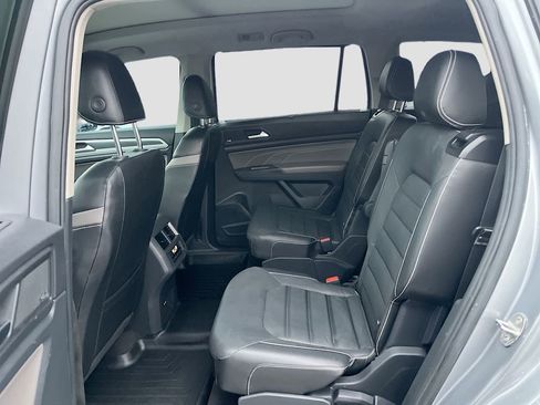 Used 2022 Volkswagen Atlas SEL Premium image 26