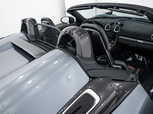 Certified 2024 Porsche 718 Boxster Spyder RS w/ Weissach Package RWD image 26