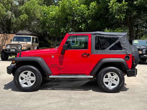 Used 2017 Jeep Wrangler Sport w/ Quick Order Package 24S AWD/4WD image 5