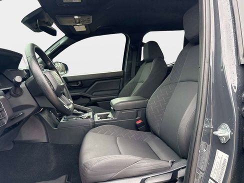 Used 2024 Toyota Tacoma SR5 AWD/4WD image 19