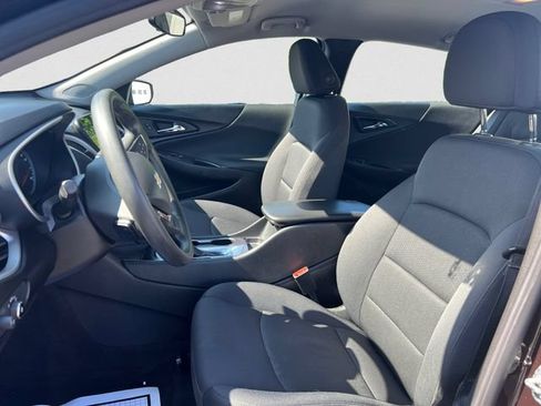 Used 2021 Chevrolet Malibu LS FWD image 9