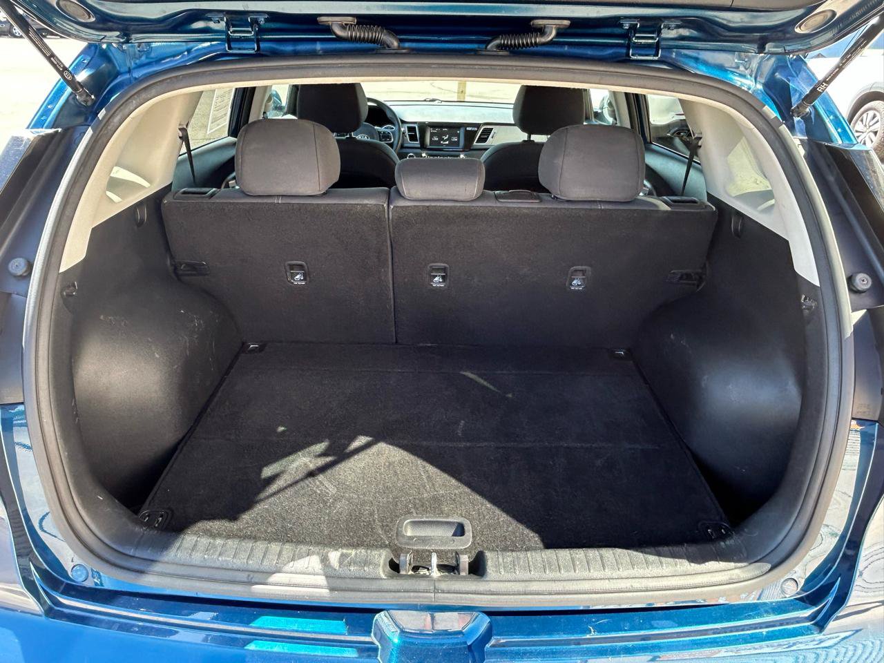 Used 2019 Kia Niro LX FWD image 17