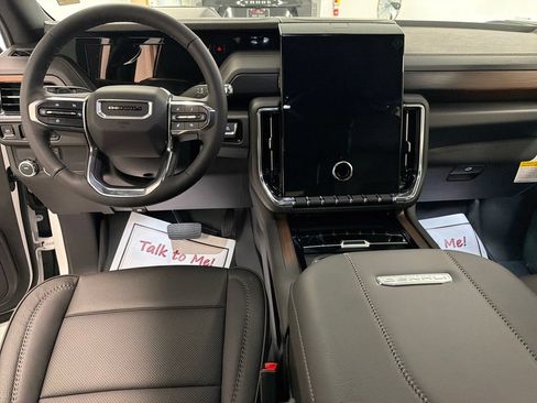 New 2026 GMC Yukon Denali w/ LPO, Floor Liner Package RWD image 16
