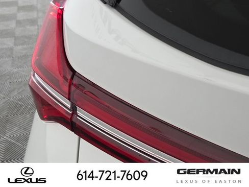 Used 2025 BMW X3 xDrive30i w/ M Sport Package AWD/4WD image 15