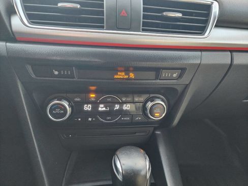 Used 2014 MAZDA MAZDA3 s Grand Touring image 36