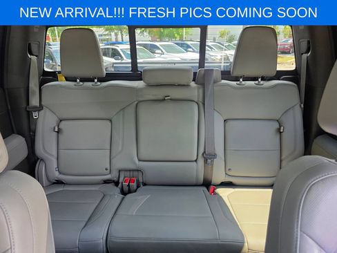Used 2019 Chevrolet Silverado 1500 LTZ w/ LTZ Premium Package AWD/4WD image 16