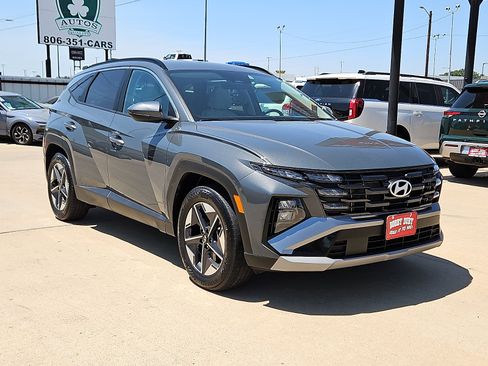 Used 2025 Hyundai Tucson SEL FWD image 4
