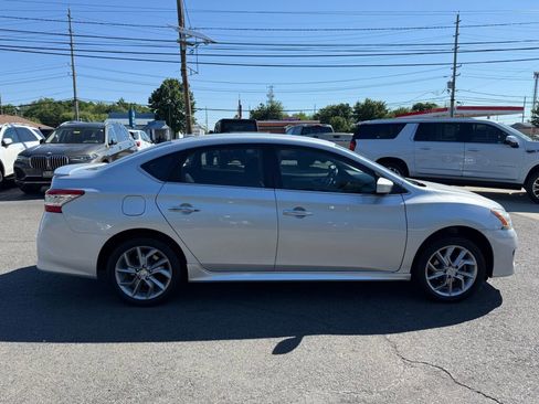 Used 2014 Nissan Sentra SR w/ SR Driver Package FWD image 8