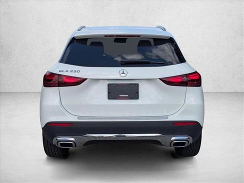 Certified 2026 Mercedes-Benz GLA 250 image 7