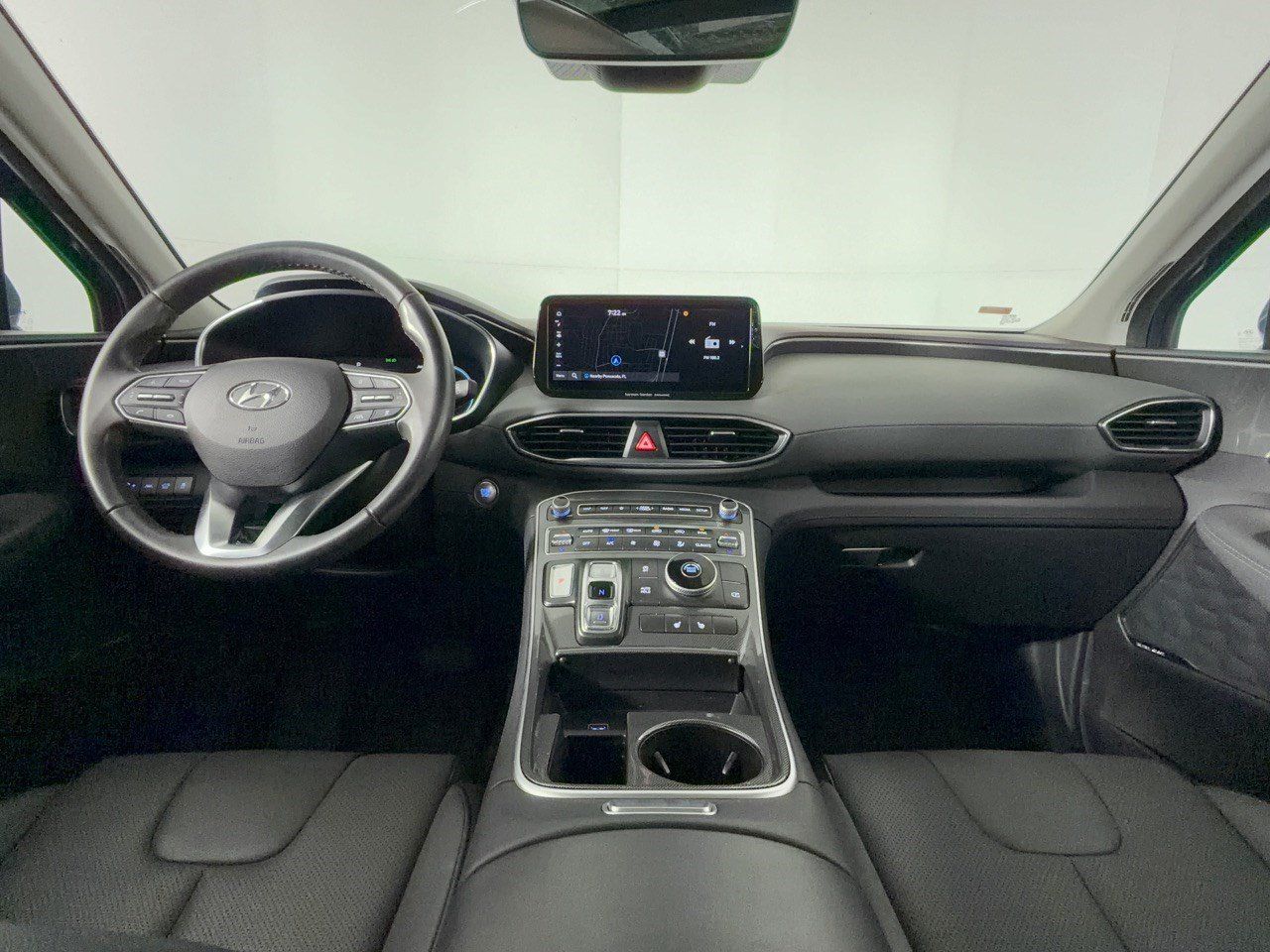 Used 2023 Hyundai Santa Fe SEL w/ Premium Package FWD image 17