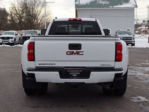 Used 2016 GMC Sierra 3500 Denali w/ Duramax Plus Package image 21