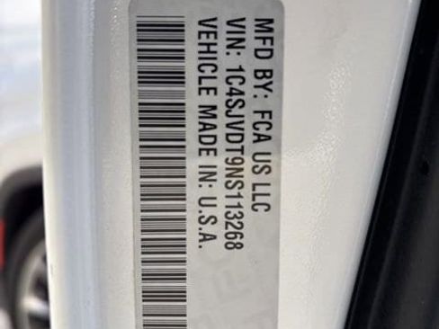 Used 2022 Jeep Wagoneer Series III w/ Premium Group I image 9