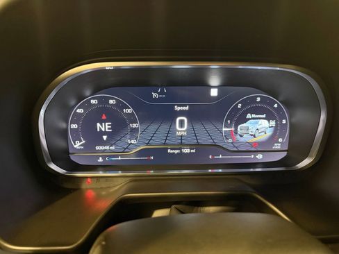 Used 2022 GMC Yukon SLT w/ SLT Luxury Package image 23