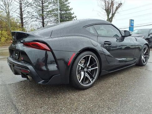 Used 2022 Toyota Supra image 5