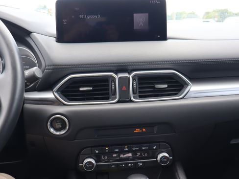 Used 2025 MAZDA CX-5 AWD 2.5 S w/ Preferred Package image 17