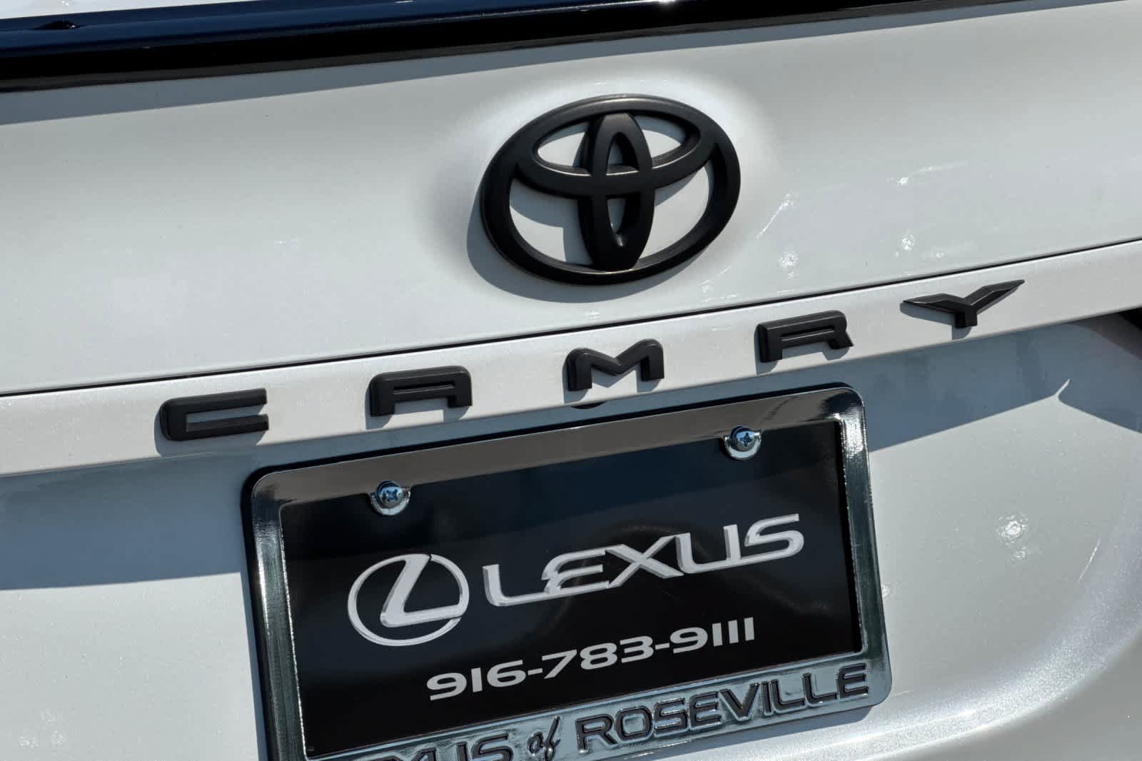 Used 2023 Toyota Camry XSE FWD image 19
