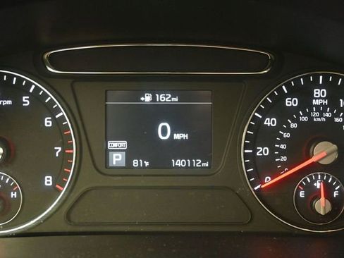 Used 2019 Kia Sorento LX image 30