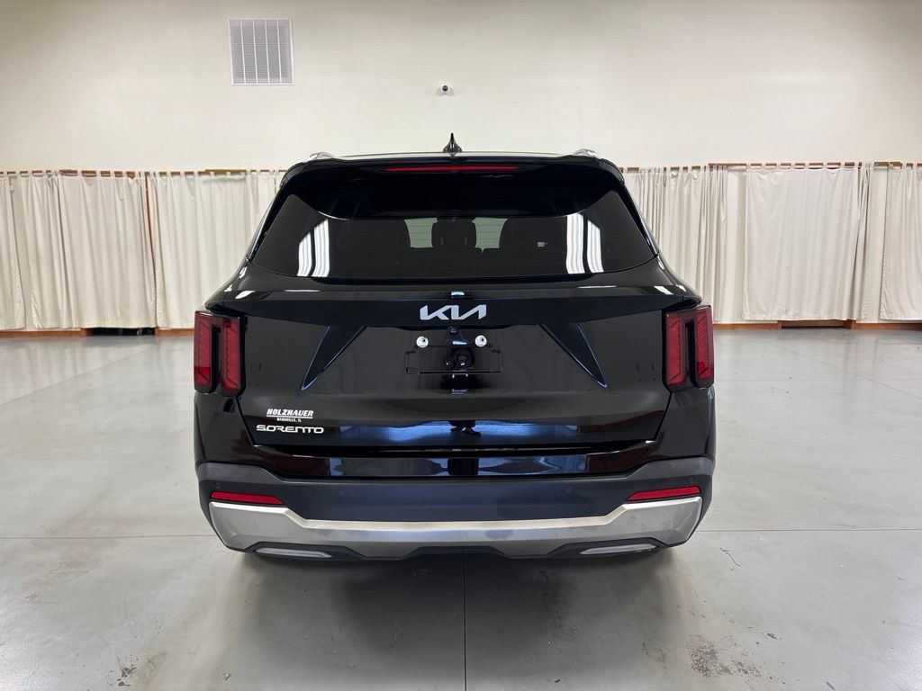 Used 2026 Kia Sorento S FWD image 7