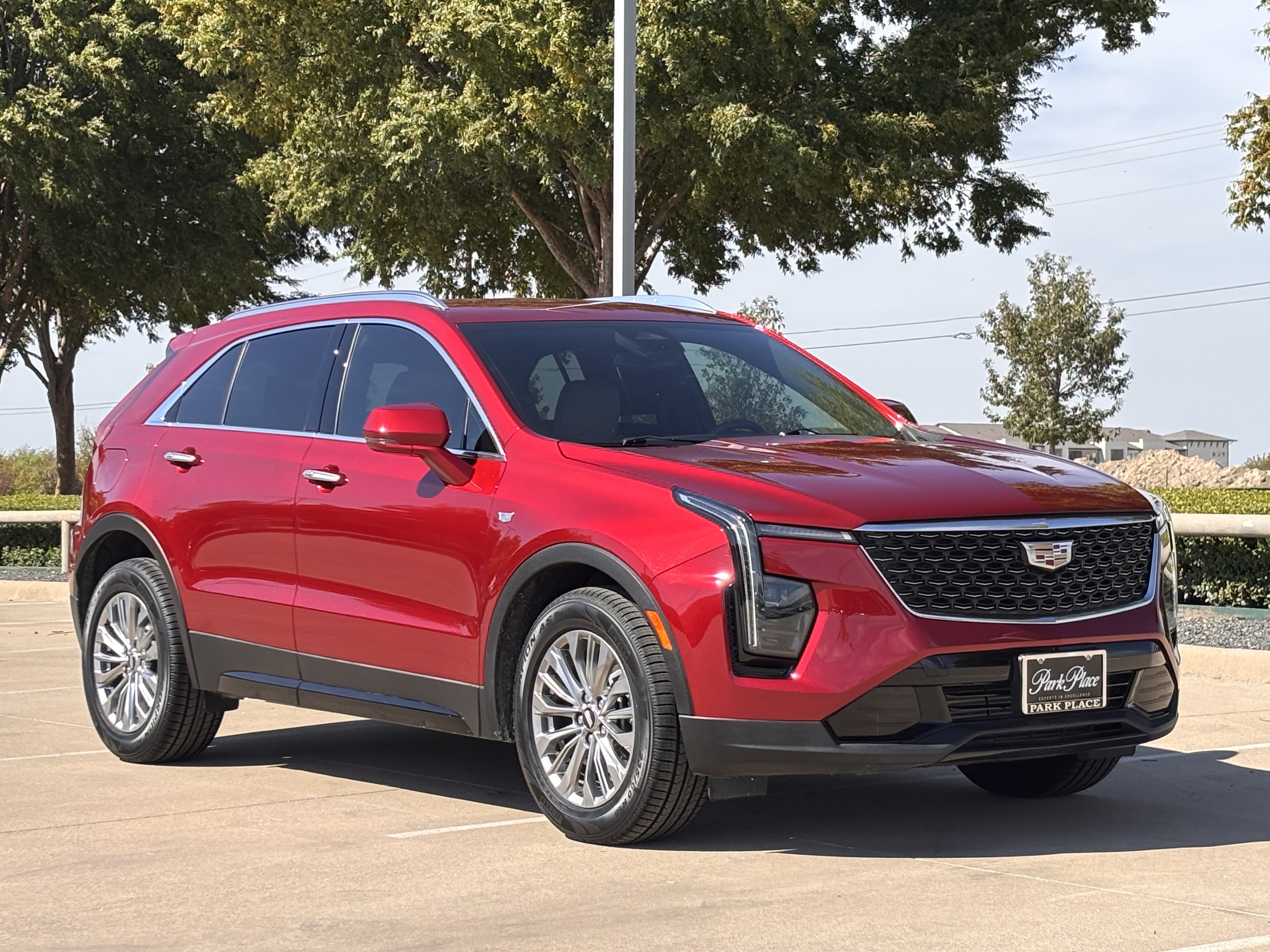 Used 2024 Cadillac XT4 Premium Luxury FWD image 7
