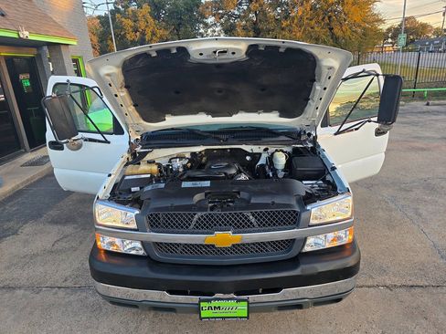 Used 2003 Chevrolet Silverado 3500 2WD Regular Cab image 46