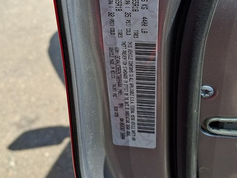 Used 2019 Jeep Compass Latitude FWD image 29
