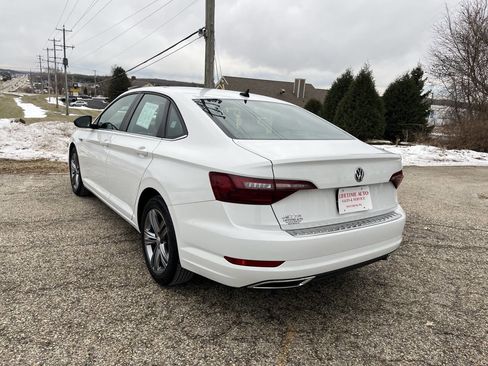 Used 2020 Volkswagen Jetta R-Line w/ R-Line Cold Weather Package image 3