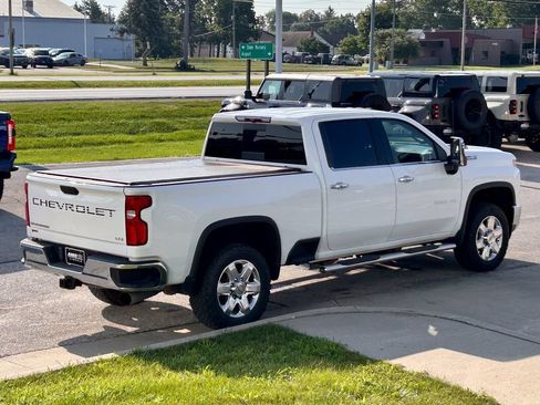 Used 2022 Chevrolet Silverado 2500 LTZ w/ LTZ Plus Package AWD/4WD image 6