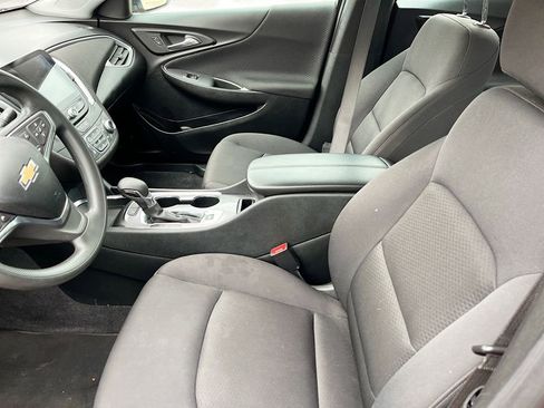Used 2025 Chevrolet Malibu LT FWD image 20