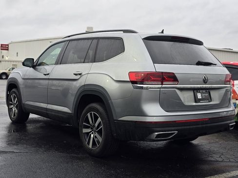 Used 2023 Volkswagen Atlas SE image 5