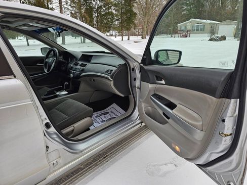 Used 2009 Honda Accord EX image 19