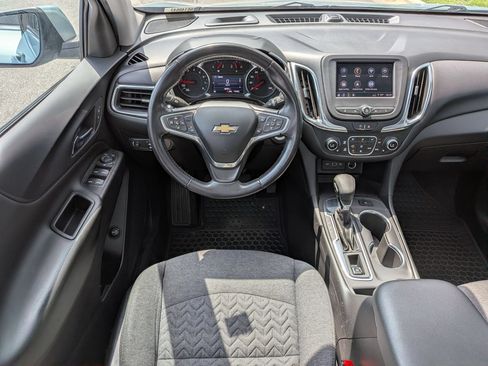 Used 2022 Chevrolet Equinox LT FWD image 30