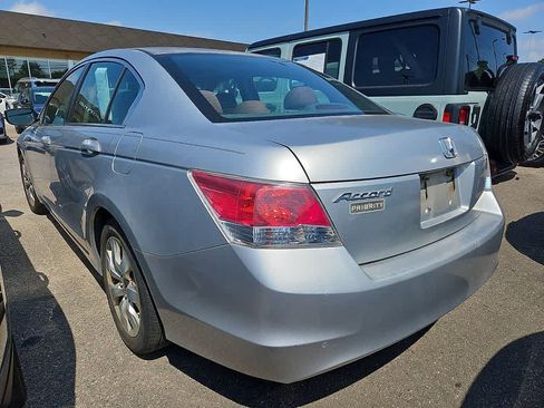 Used 2009 Honda Accord EX image 4