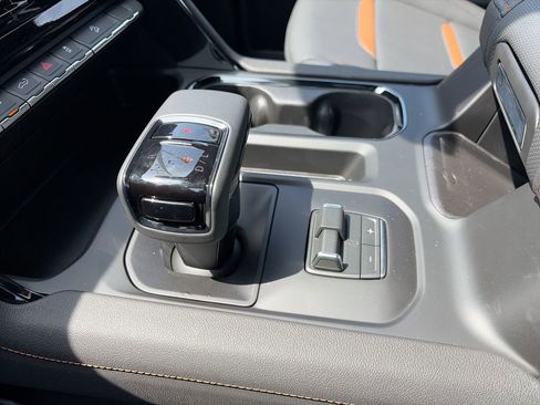 New 2026 GMC Sierra 1500 AT4 w/ AT4 Premium Package AWD/4WD image 25