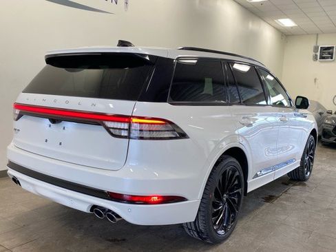 New 2026 Lincoln Aviator Reserve w/ Jet Appearance Package image 7