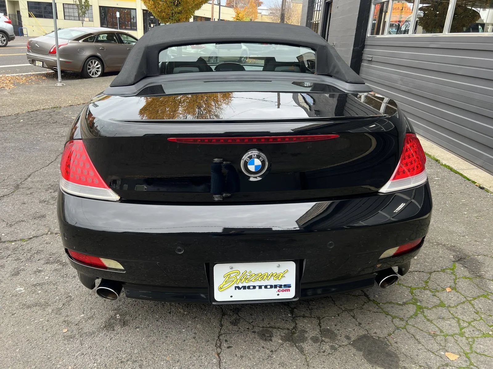 Used 2007 BMW 650i Convertible RWD image 4