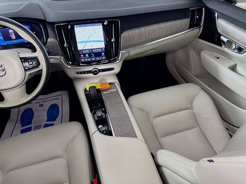 Used 2023 Volvo S90 B6 Plus w/ Protection Package Premier AWD/4WD image 31