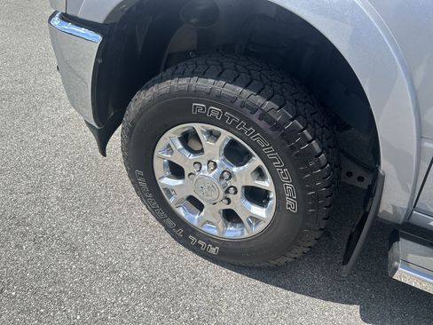 Used 2022 RAM 2500 Laramie image 13