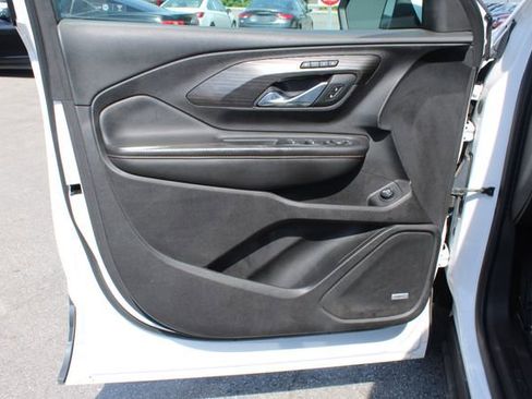 Used 2018 GMC Terrain SLT w/ Preferred Package FWD image 10